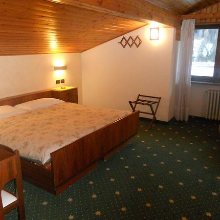 Hotel Stella Alpina ファルカーデ エクステリア 写真
