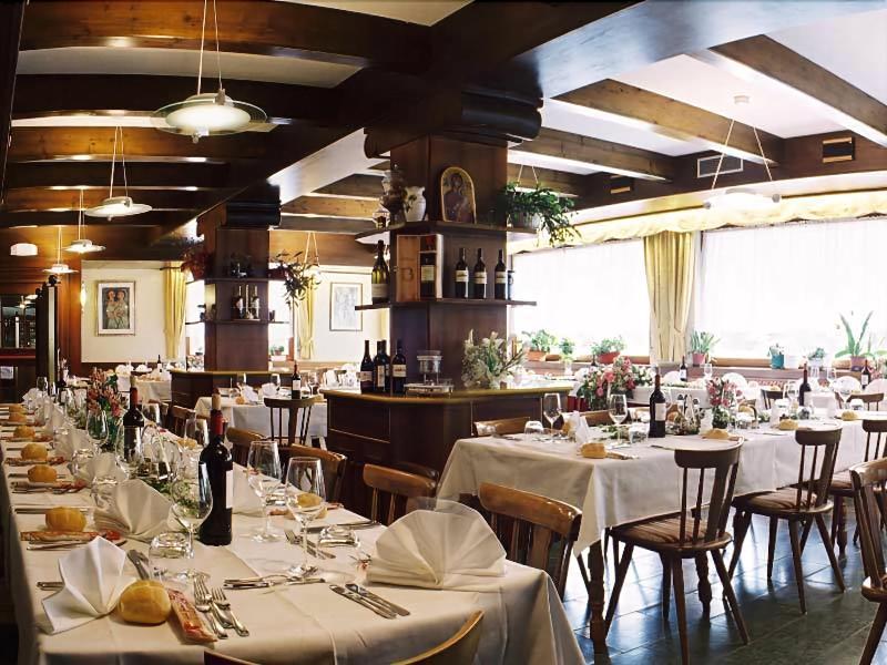 Hotel Stella Alpina ファルカーデ エクステリア 写真