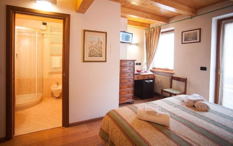 Hotel Stella Alpina ファルカーデ エクステリア 写真