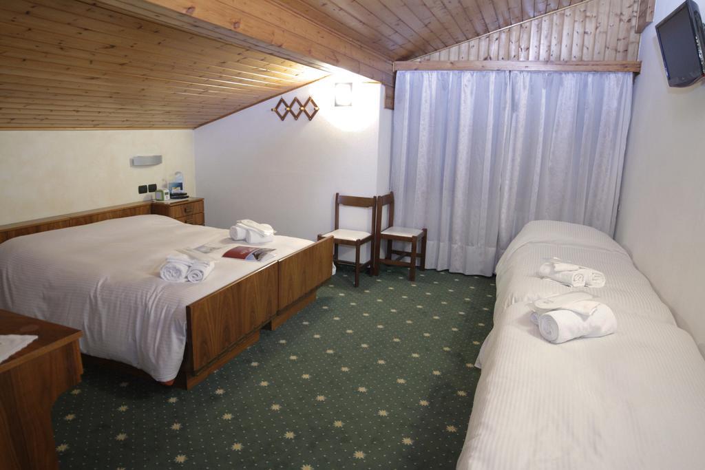 Hotel Stella Alpina ファルカーデ エクステリア 写真